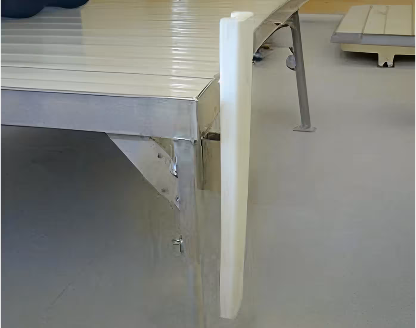 Custom Track System, floating, Lift, classic, Floating Docks